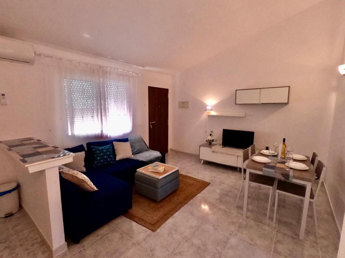 Close To Beaches & Golf Courses - With Pool & Bbq Alicante Exterior photo